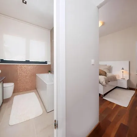 Villa Seafront Ciovo Deluxe Dva 6 Beautiful Bedrooms Private Pools Sea Front - Sauna Trogir